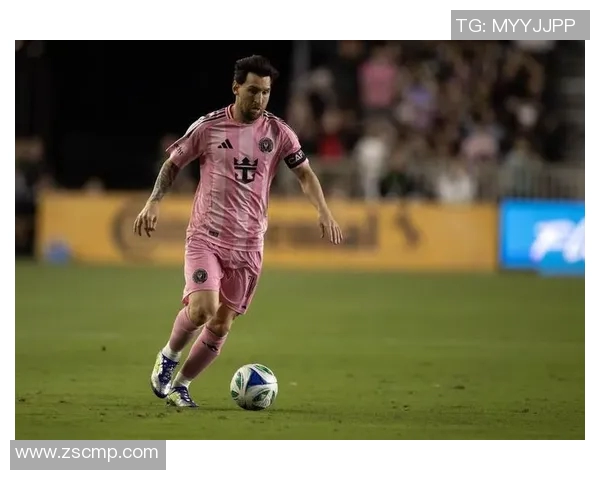 被惹怒的足球明星怒斥媒体不实报道引发球迷热议与争论