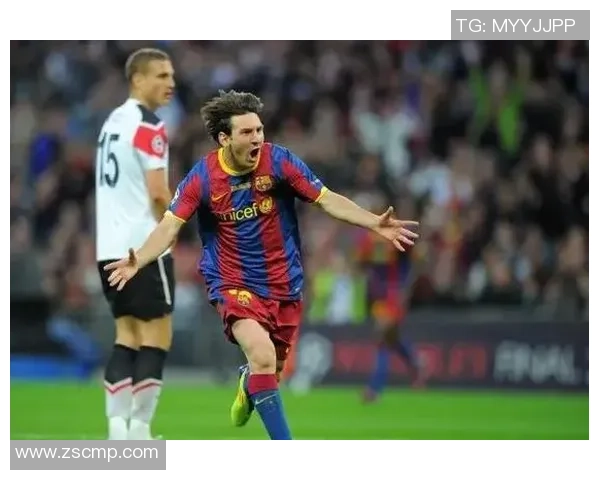 足球明星精彩瞬间回顾与推荐短片合集，感受他们的魅力与激情